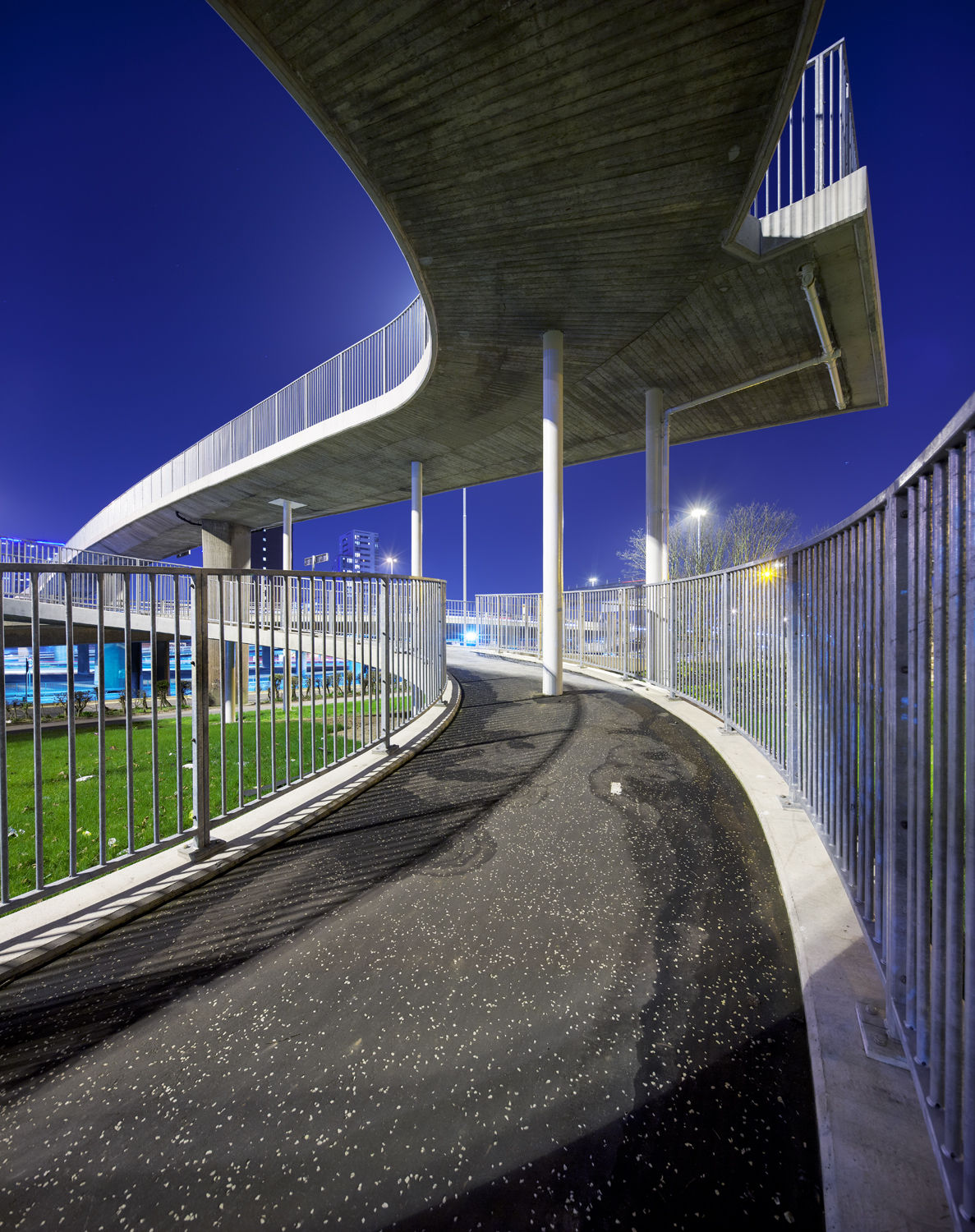 Anderston_walkway_1.jpg